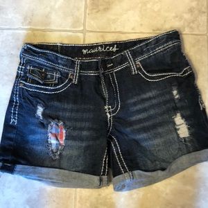 Maurice’s jean shorts with plaid